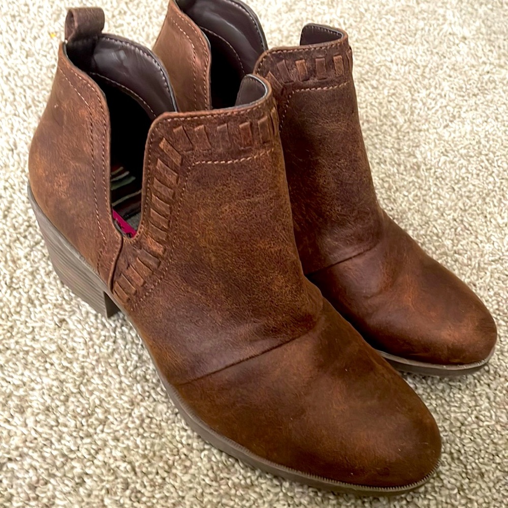 Brown rock and candy booties